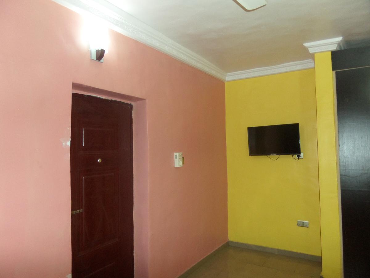 De-Zone Hotel Ikotun Exterior foto